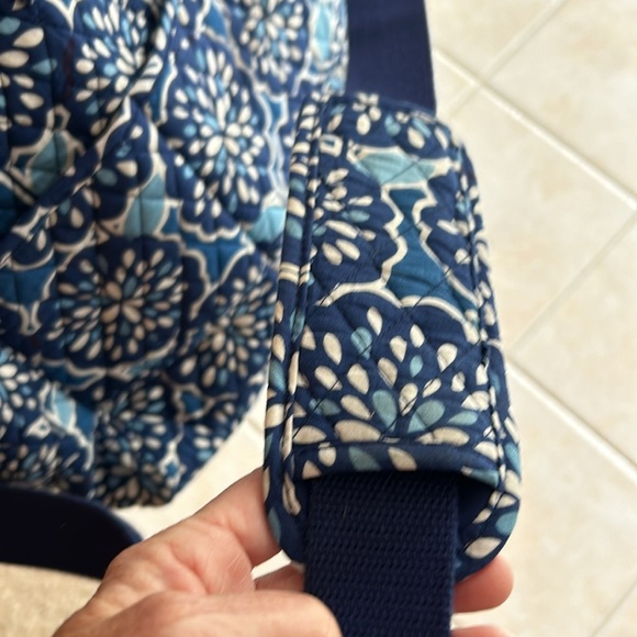 Vera Bradley Carry On Bag - Picture 8 of 14